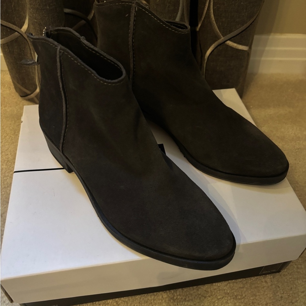 Dolce Vita Black Ankle Booties in Anthracite Suede
